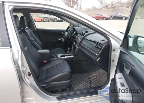 2013 Toyota Camry Se z USA, uszkodzony, nr VIN 4T1BF1FKXDU214039